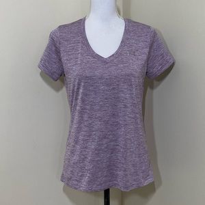 Under Armour Woman’s athletic V neck T-shirt size Small/Medium